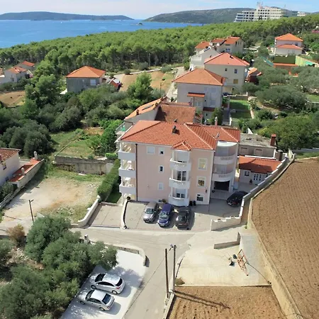 Barbara アパート